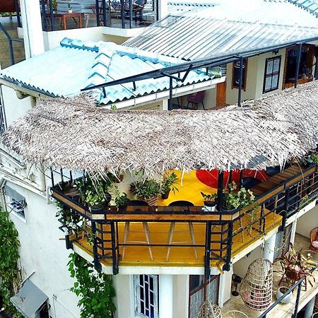 Habibi Hostel & Restaurant Unawatuna Exterior photo